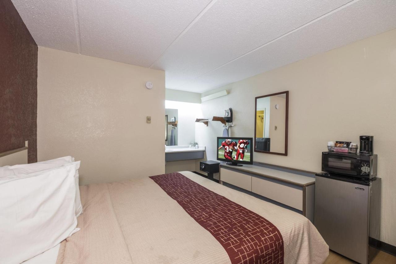 Red Roof Inn Atlanta-Норкрос Екстериор снимка